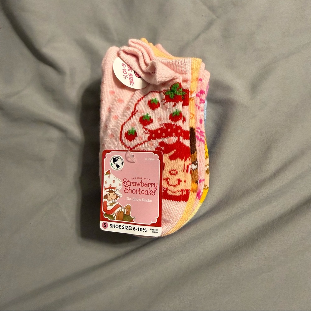 Strawberry shortcake girls socks